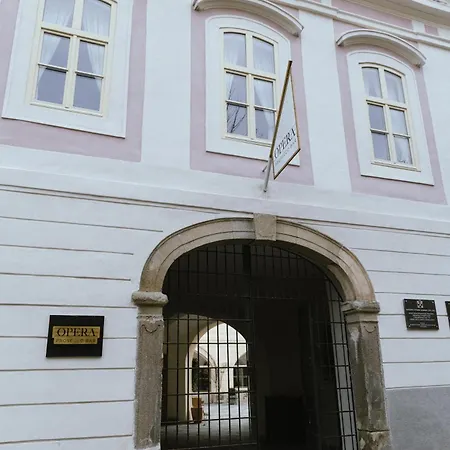 Apartahotel Opera - Mestský Palác Banská Štiavnica