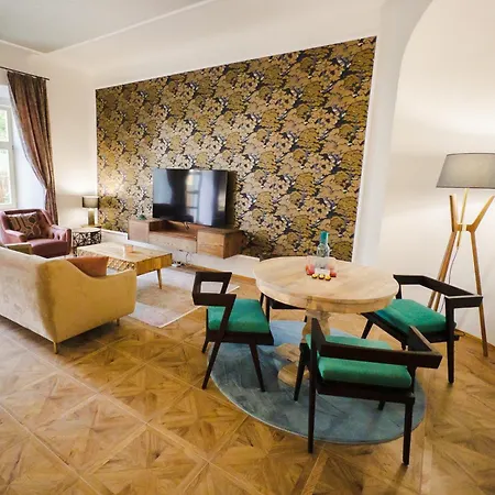 Opera - Mestsky Palac Hotel apartamentowy Banská Štiavnica