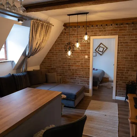 Opera - Mestský Palác Banská Štiavnica