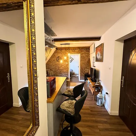 Opera - Mestsky Palac 3*