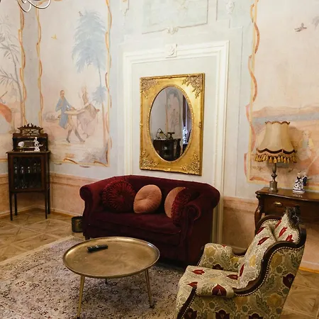 Opera - Mestsky Palac Banská Štiavnica