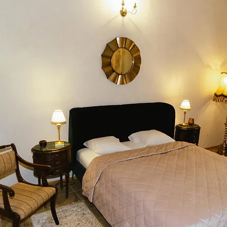 Lägenhetshotell Opera Banská Štiavnica
