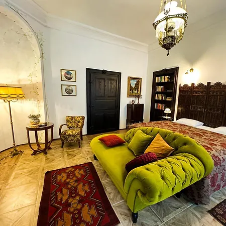 Hotel apartamentowy Opera - Mestsky Palac 3*