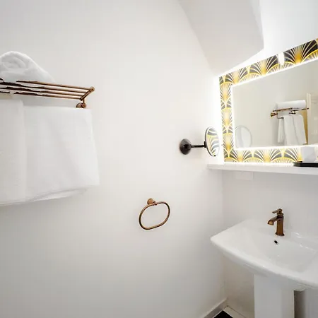 Opera - Mestsky Palac 3* Banská Štiavnica