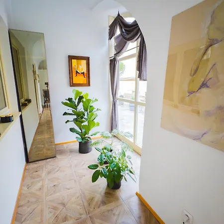 Opera - Mestsky Palac Hotel apartamentowy Banská Štiavnica