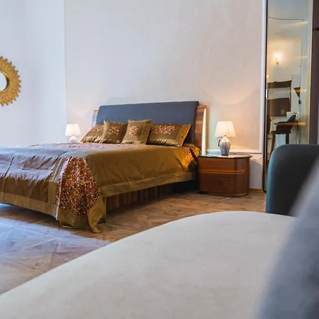 Opera - Mestský Palác Banská Štiavnica