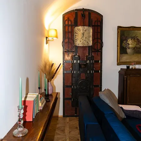 Opera - Mestský Palác 3* Banská Štiavnica