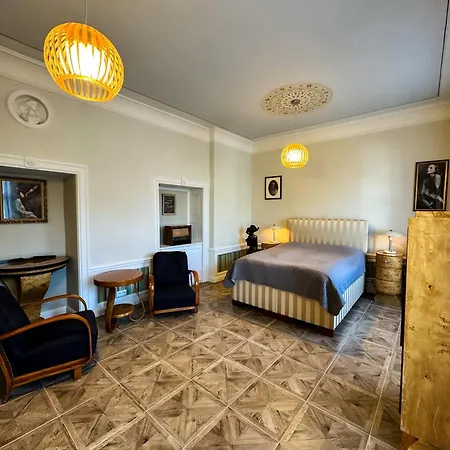 Opera Aparthotel *