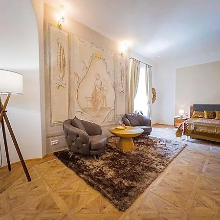 Hotel apartamentowy Opera - Mestsky Palac